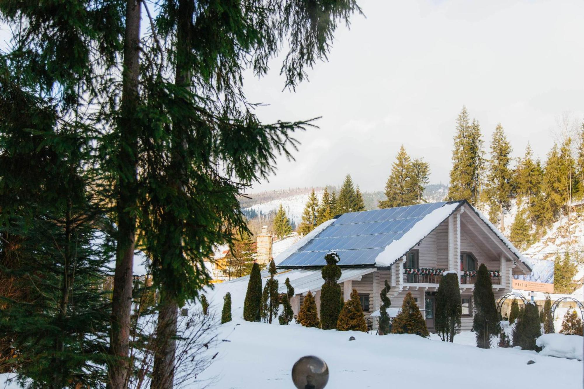 Hotel Vedmezhyi Dvir Bukovel Exterior foto